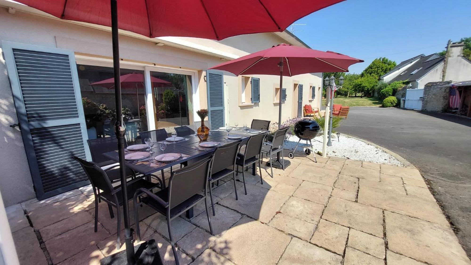 Le So Art, Grande Maison 4 Chambres, Terrain De Petanque, Grand Jardin Clos, Flipper, Babyfoot, Jeux Arcade, Ping Pong,1 Km Mer, Proche Golf, Port En Bessin, Bayeux Et Plages Du Debarquement, Adaptee Enfants Commes Exterior foto